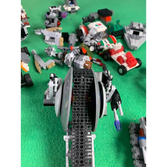 LEGO Transformers Wheeljack Building Blocks Play Set for Kids Multicolor Plastic - Picture 8 of 16